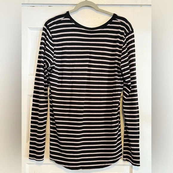 Lululemon Ever Ready Long Sleeve 10 - Picture 4 of 4